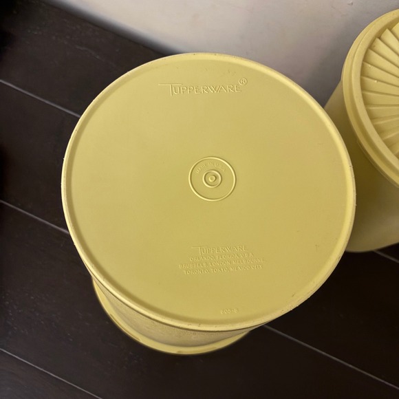 Vintage Tupperware Servalier 3pc Canister Set | Harvest Yellow Sunburst - Picture 2 of 16